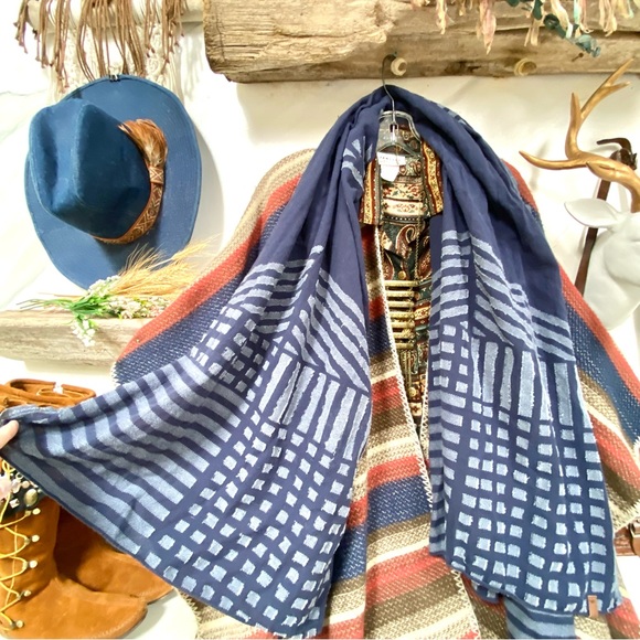 Cozy Roots boho scarf/wrap w maple leaf 🍁 and rustic /cottage core vibe - Picture 12 of 14